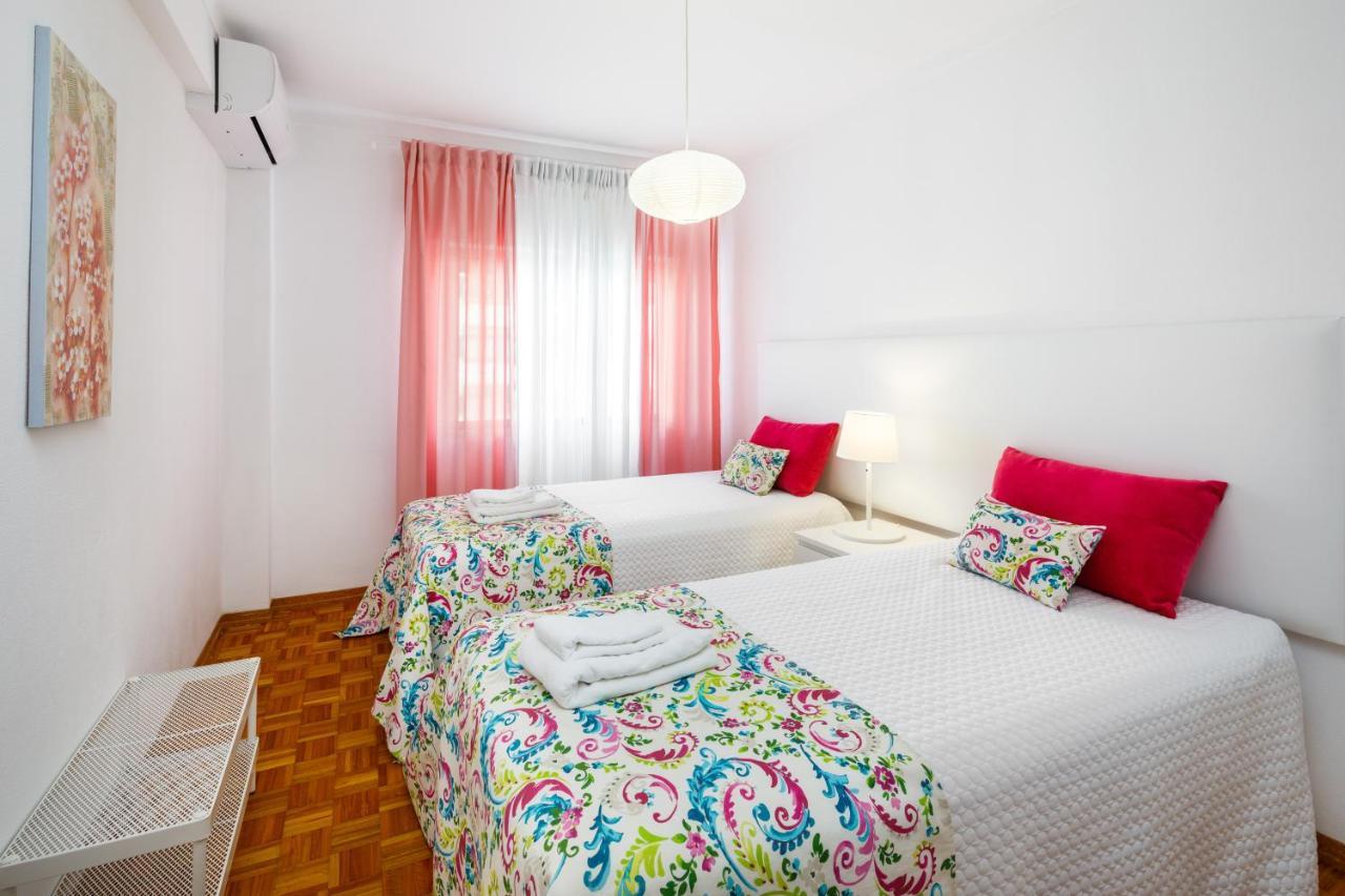 Apartamento Vista Mar T2 Quarteira Luaran gambar